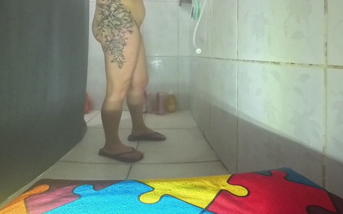 Kasallpimenta VR: Viens prendre un bain avec moi !