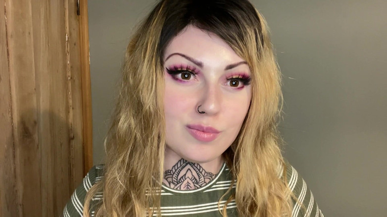 Miss Valentina: Aplicación sumisa