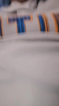 Meu pau duro preenche toda a tela do smartphone