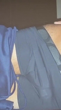 No quarto tem tempo livre para brincar com meu corpo
