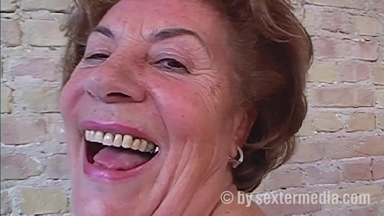 Sextermedia by Pete: Stara babcia Vera chce połknąć spermę