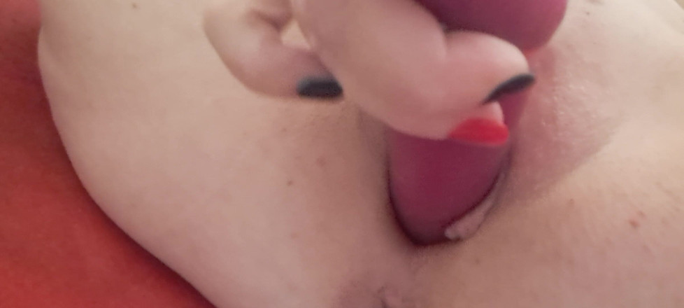 ZenitheBloodRose: Futai cu jucăria mea oferindu-ți intens o filmare de aproape.