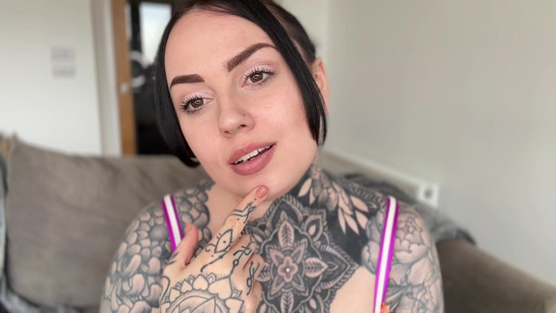 Miss Valentina: Smyslné JOI