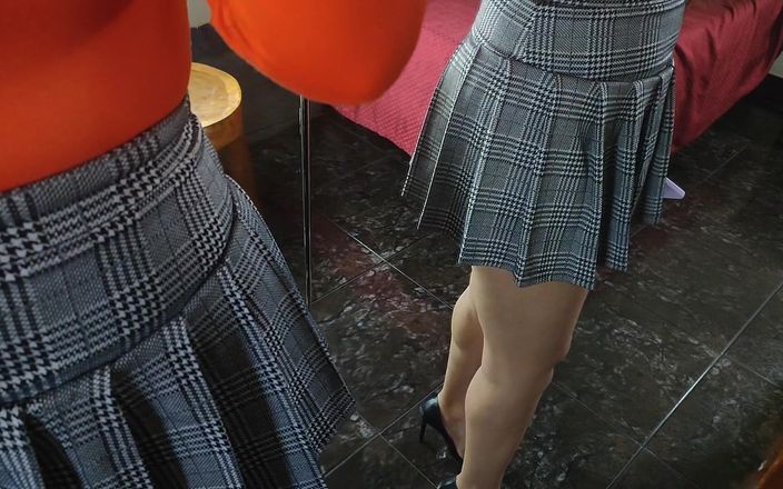 Teen sex 66: La sorellastra calda mi visita e finisce per ottenere con...