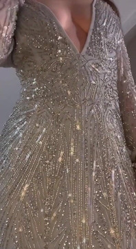 La signora elegante ti fa masturbare per upskrt