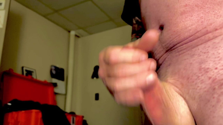 Tatted Daddy: Ejaculare cu încetinitorul