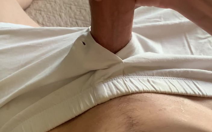 Vuudduu: I Cum on My Bellybutton