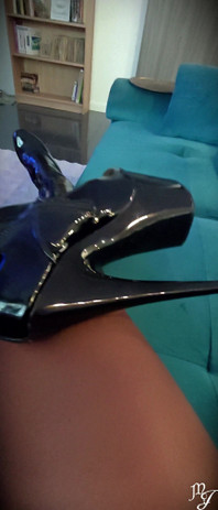 You’re Obsessed with My Boots and My Tights - Mistress Julia.