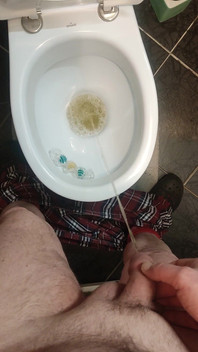 Uncut Cock Morning Pissing in Toilet