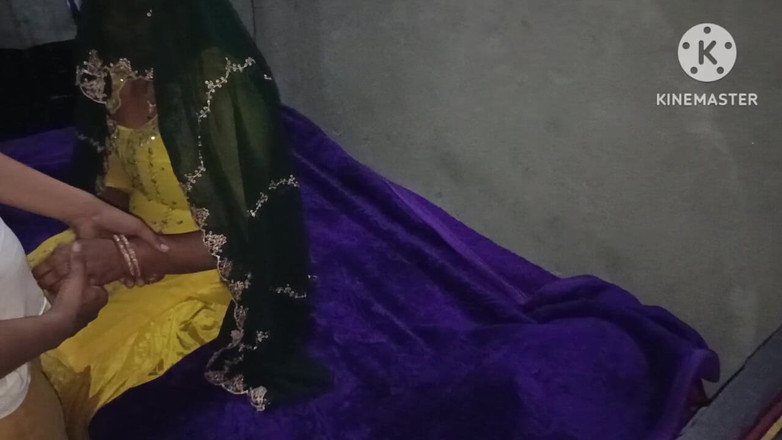 Savita5343: 밤에 시누이와 즐기는 남매