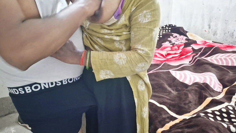 ExcitedWomen: Kakak ipar india yang super seksi