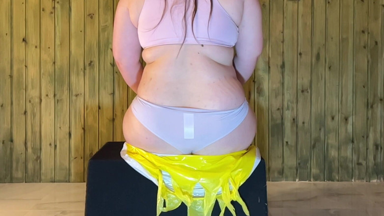 BeachBallsDuo: 10 bile mari de plajă a fost zdrobit sub fundurile...