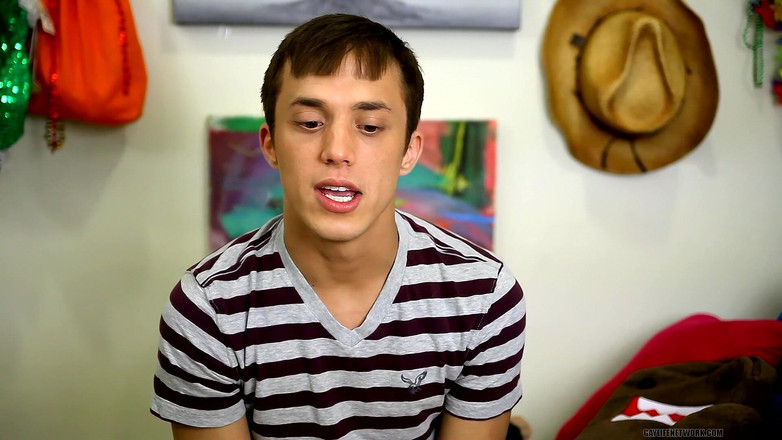 Lollipop Twinks: Brice Carson hàng đầu dày dâu nói về việc thử đáy!