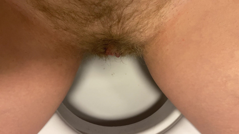 Hairy couple: Hairy Pussy Pee and Accidentally Fart, Very Close up View