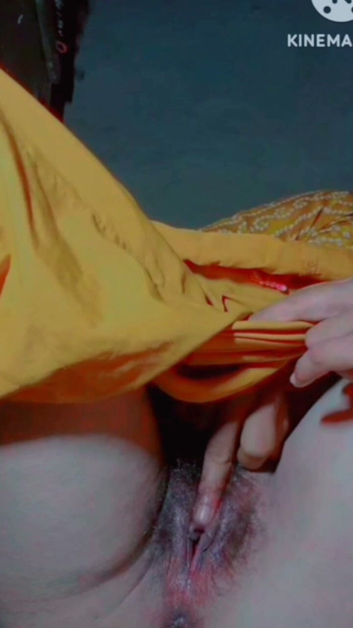 TricolorMusic3: Thirst-quenching sex with Desi hottie Pinky's hot pussy.
