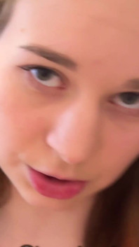 Jag återvände från en resa, en granne träffade mig