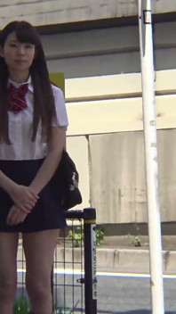 Online zápas - Mladá šlapka s dívkou milující sex - Cut1