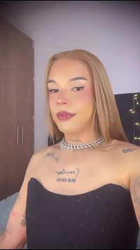 Ejaculare mare Latina Trans Giirl