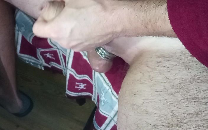 White Ukrainian Dick: Качественная домашняя мастурбация металлическими кольцами и яйцами!