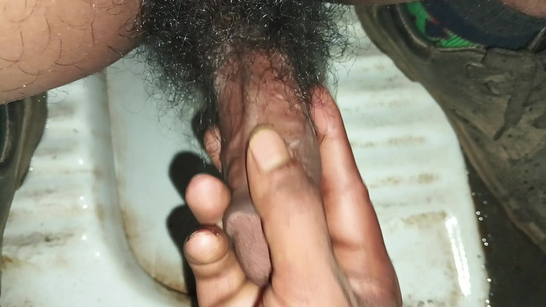 Deshichut1: Land Se Pani Nikala Mai Aaj But Maja Aya Hut...