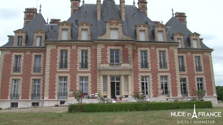 Nude in France: Amateur french Hottie home owner fucks her gardener in the...