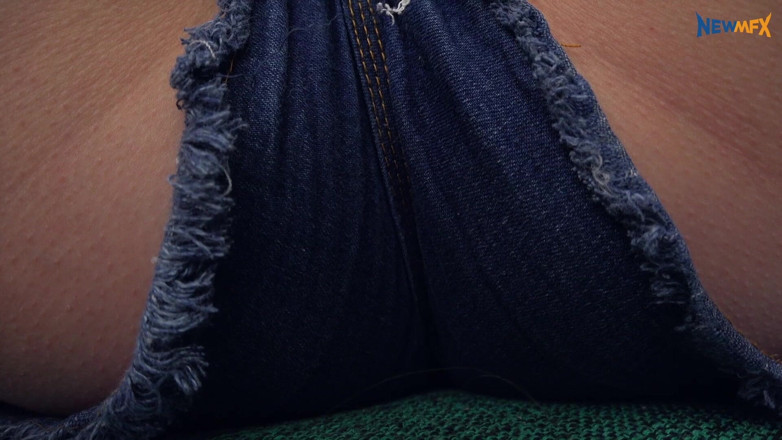 NewMFX Desires: These Farts Make Me Horny