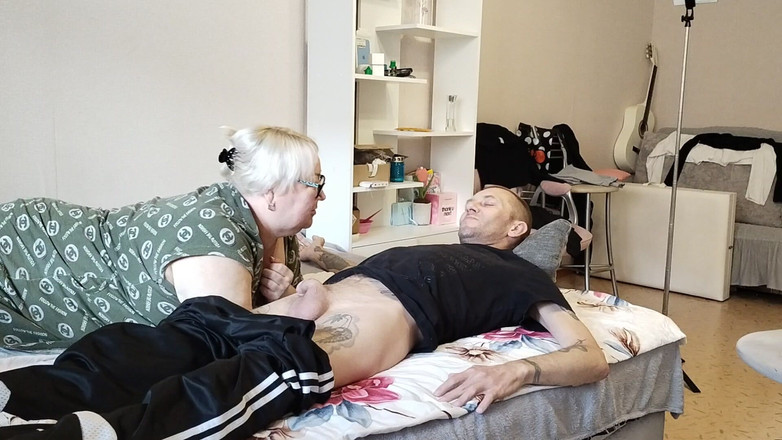 Zona901: 彼女が最後の一滴まで吸い尽くす