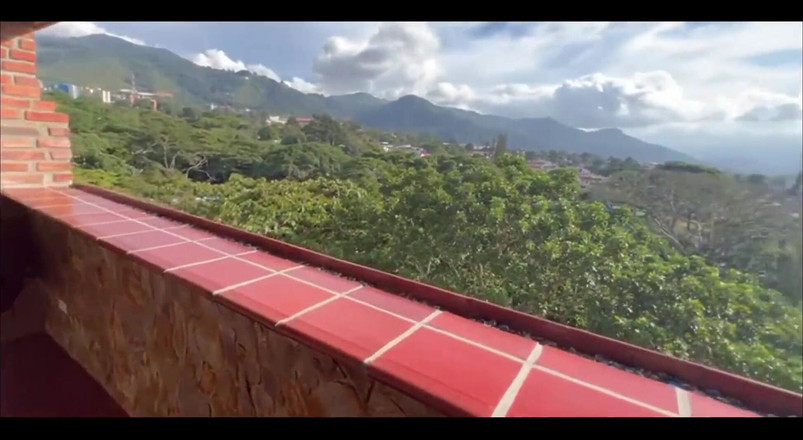 Cm productions: Me follo a la hijastra de mi esposa en casa...