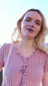 German Scout - ein dünner deutscher teenager amber kawaii bekommt beim casting-sex einen bein schüttelnden orgasmus