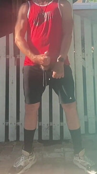 Quick Outdoor Cumshot From Jockdad87