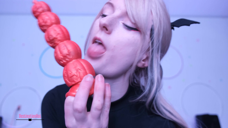 Destination Kat: Halloween Dildo Fucking