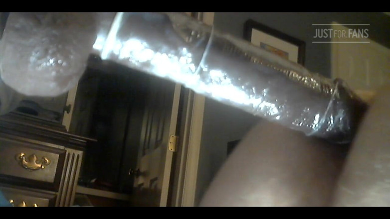 RobertLacrosse: My Ass Gets Fucked by Thrusting Dildo