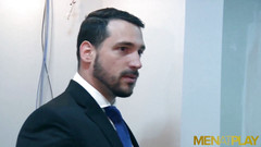 Menat Play: MENATPLAY - Kus v obleku Enzo Rimenez bez kondomu Denis Vega