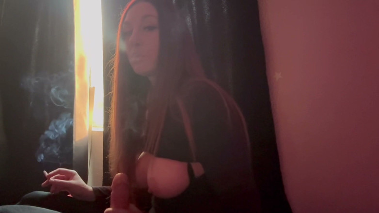 Artemisia Love: Artemisia adoră sesiunea sexy de fetiș solo care se joacă...