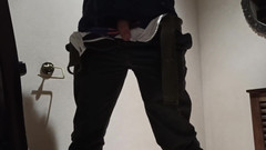 Kinky Guy: Toaleta, Nesestříhaný Chcaní ptáka