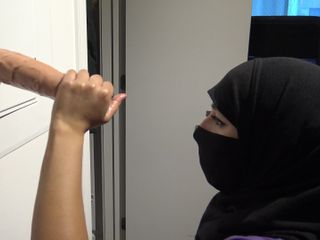 Souzan Halabi: 阿拉伯穆斯林女人想要吮吸大鸡巴