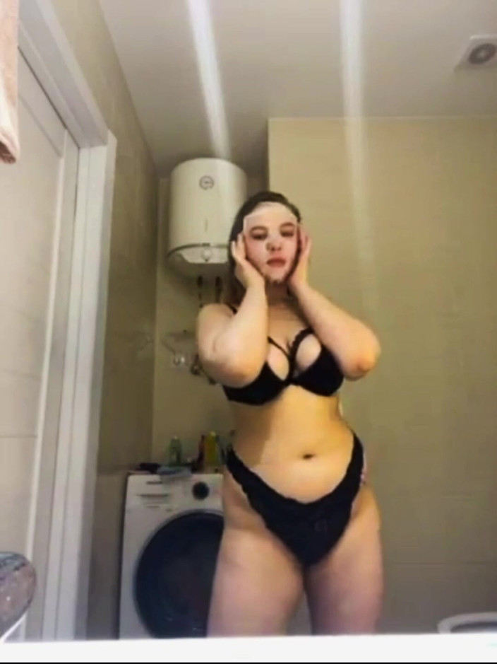 JuiceLussie: Curvy BBW Girl Close up Fucking so Hot