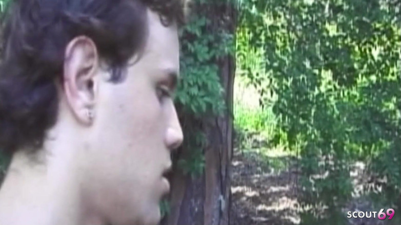 Shemale TS Collection: Antonia, trans latine, se fait sodomiser dehors dans les bois