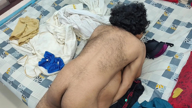 Vaigavarun45: Гарячий роман пари першої ночі