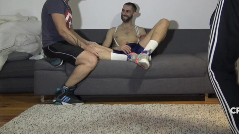 BAREBACKERS FROM LONDON: Amazing Big Dick Oin Hsi Hole
