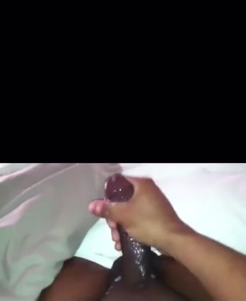 We Swallow: Kontol besar hitam memasturbasi mani muncrat