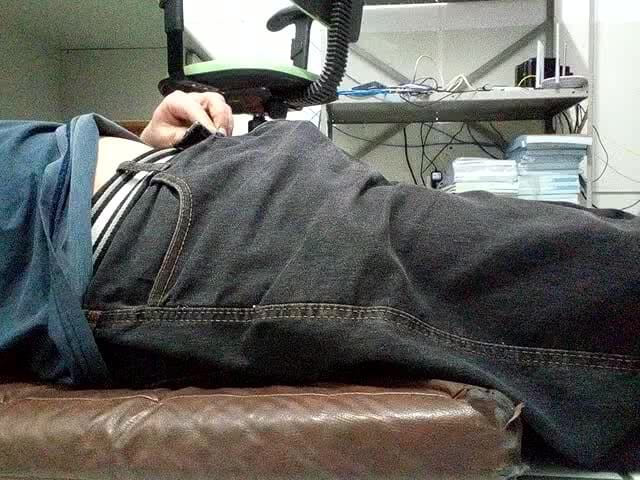 The silent one: Nghỉ ngơi trong giờ ăn trưa