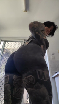 Twerking for Tips