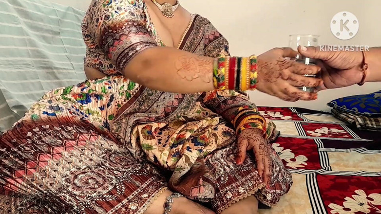 Salmaan001: Karwachauth Special (analvideo) Bhabhis arsch, ich, dicker Penis in Hindi Audio