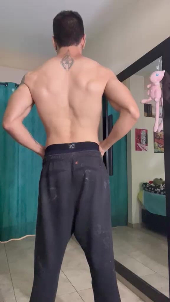 MrMusculos Colombia: Bay Muscle Tiago Florez, sırtındaki kasları esniyorsunuz, böylece seviyorsun