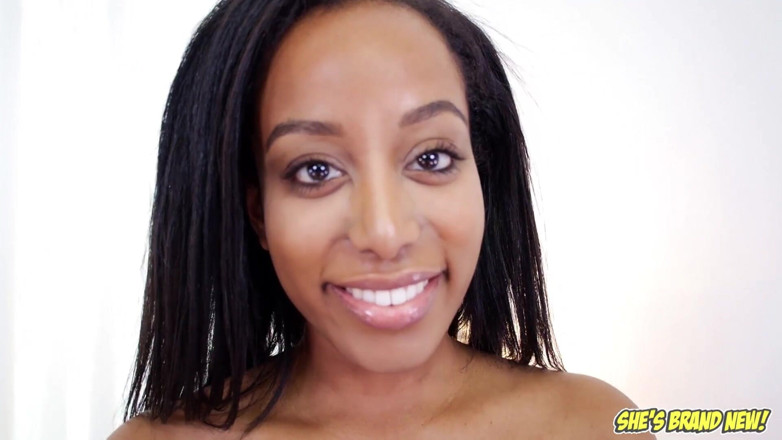 Top Web Models: Deana dulce süße kleine titten teen ebenholz pOV keine hand...