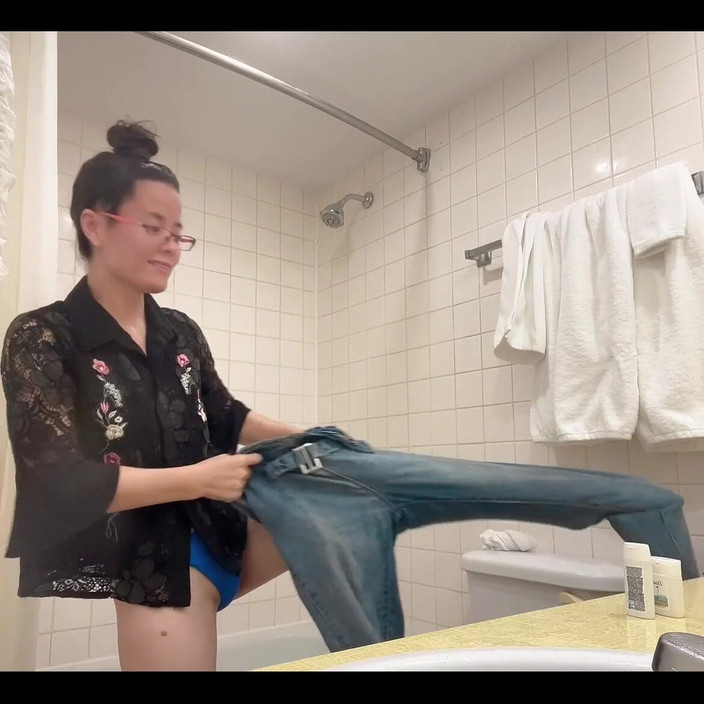 sweethanajapanese: Trong phòng tắm subcribe tôi để xem thêm