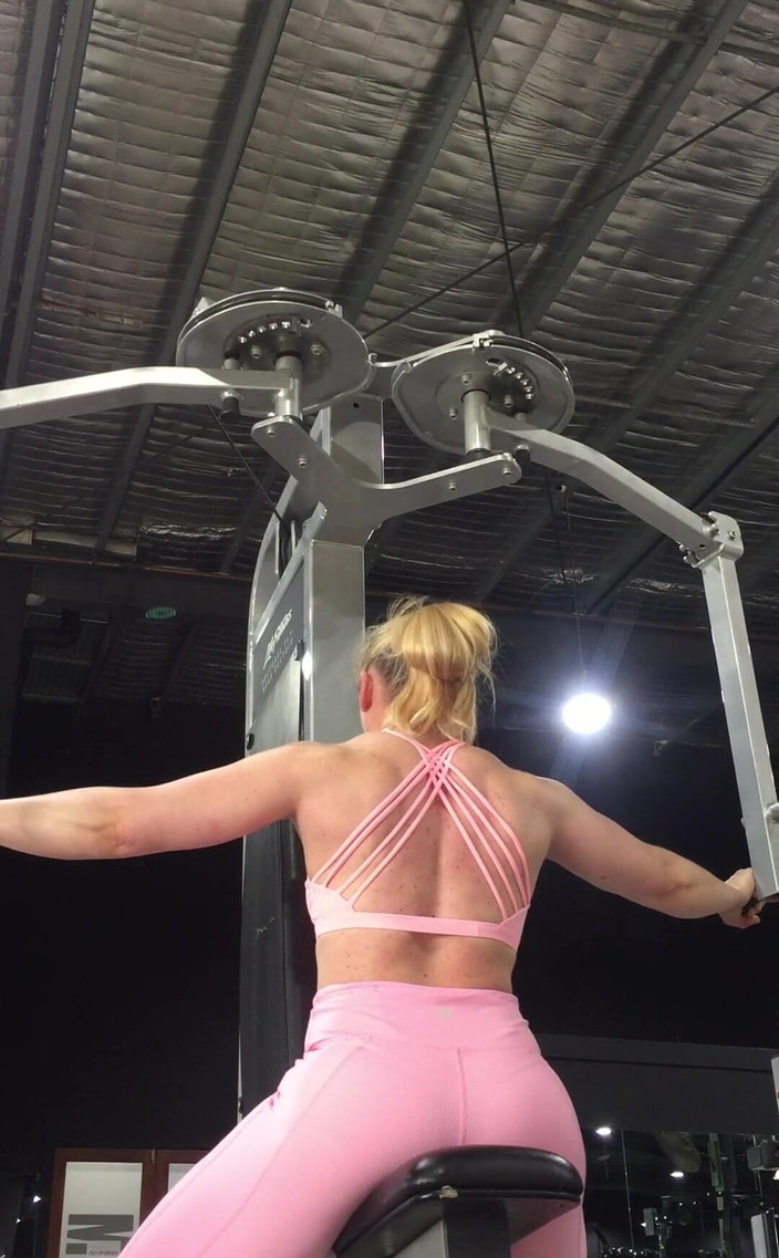 Michellexm: Muscle Flex - bagian 8
