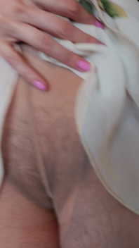 My Fluffy Bush Can't Be Hiddebehind Tights