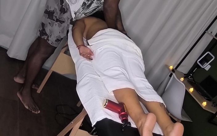 Nurseblack: Parte 1 - esposa de masaje de ébano lanzado por suave